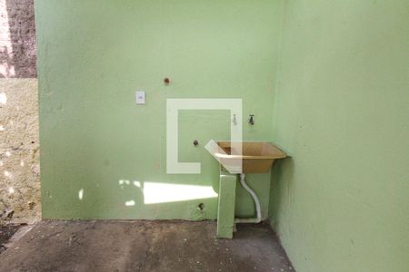 Casa à venda com 75m², 1 quarto e 1 vagaQuintal