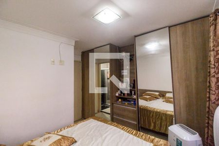 Apartamento à venda com 79m², 3 quartos e 2 vagas Apartamento à venda com 79m², 3 quartos e 2 vagasSuíte