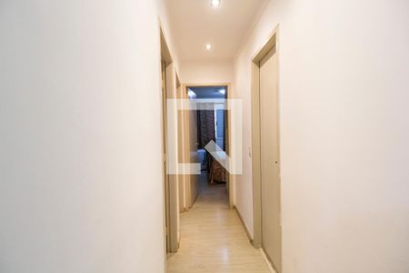 Apartamento à venda com 79m², 3 quartos e 2 vagas Apartamento à venda com 79m², 3 quartos e 2 vagasCorredor