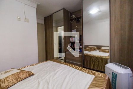 Apartamento à venda com 79m², 3 quartos e 2 vagas Apartamento à venda com 79m², 3 quartos e 2 vagasSuíte