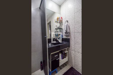 Apartamento à venda com 79m², 3 quartos e 2 vagas Apartamento à venda com 79m², 3 quartos e 2 vagasBanheiro da Suíte