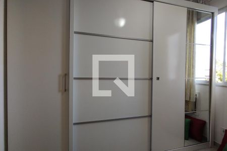 Apartamento à venda com 47m², 2 quartos e 2 vagasQuarto 2 