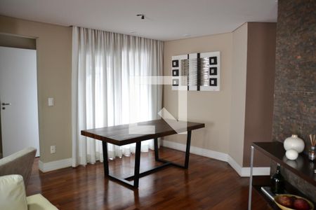 Apartamento para alugar com 132m², 3 quartos e 3 vagasSala