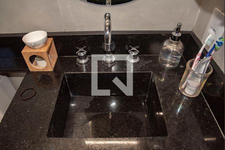 Apartamento à venda com 86m², 2 quartos e 1 vaga Apartamento à venda com 86m², 2 quartos e 1 vagaBanheiro da Suíte