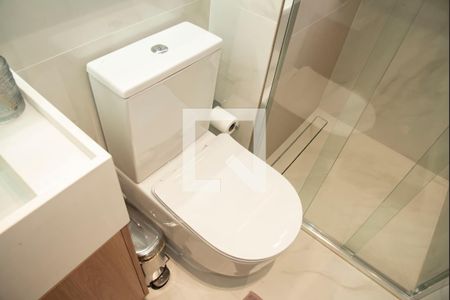 Apartamento à venda com 86m², 2 quartos e 1 vaga Apartamento à venda com 86m², 2 quartos e 1 vagaBanheiro