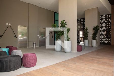 Apartamento à venda com 86m², 2 quartos e 1 vaga Apartamento à venda com 86m², 2 quartos e 1 vagaHall social