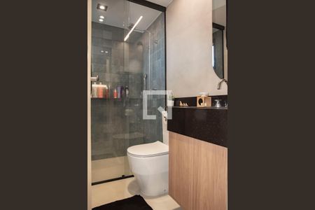 Apartamento à venda com 86m², 2 quartos e 1 vaga Apartamento à venda com 86m², 2 quartos e 1 vagaBanheiro da Suíte