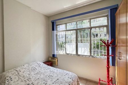 Quarto  de apartamento para alugar com 2 quartos, 51m² em Copacabana, Rio de Janeiro