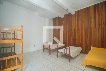 Casa à venda com 240m², 6 quartos e 5 vagasQuarto 9