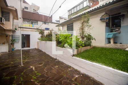 Casa à venda com 240m², 6 quartos e 5 vagasPátio