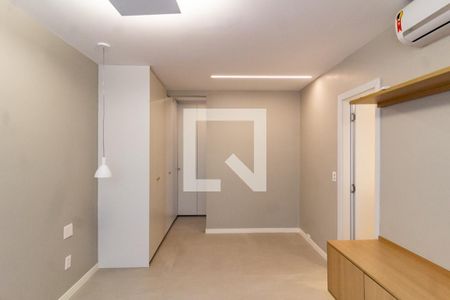 Apartamento à venda com 120m², 3 quartos e sem vaga Apartamento à venda com 120m², 3 quartos e sem vagaDetalhe da suíte