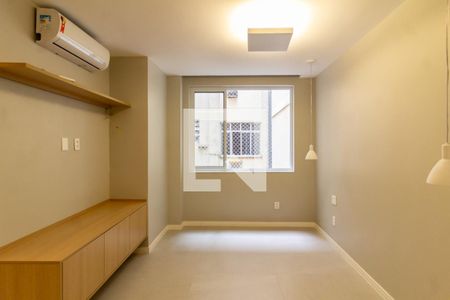 Apartamento à venda com 120m², 3 quartos e sem vaga Apartamento à venda com 120m², 3 quartos e sem vagaSuíte