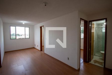 Sala de apartamento para alugar com 3 quartos, 56m² em Itaquera, São Paulo