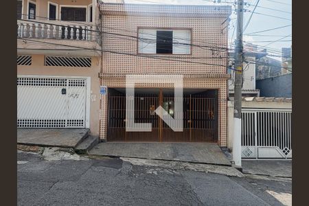 Casa à venda com 145m², 3 quartos e 2 vagasFachada com Plaquinha