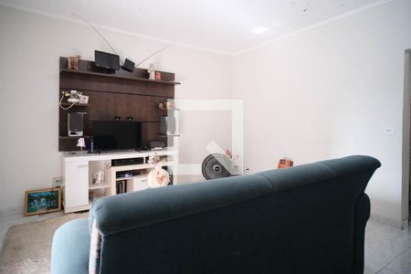 Casa à venda com 326m², 5 quartos e 3 vagas Casa à venda com 326m², 5 quartos e 3 vagasSala