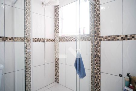 Casa à venda com 326m², 5 quartos e 3 vagas Casa à venda com 326m², 5 quartos e 3 vagasBanheiro