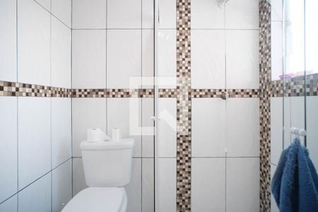 Casa à venda com 326m², 5 quartos e 3 vagas Casa à venda com 326m², 5 quartos e 3 vagasBanheiro