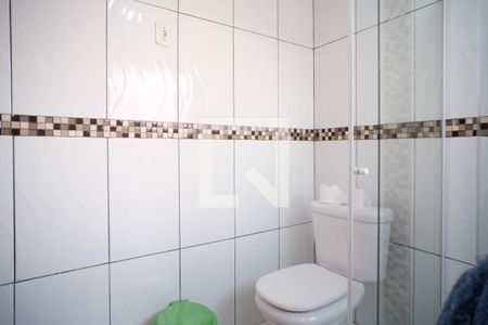 Casa à venda com 326m², 5 quartos e 3 vagas Casa à venda com 326m², 5 quartos e 3 vagasBanheiro