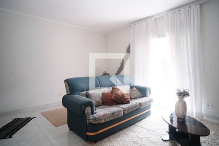 Casa à venda com 326m², 5 quartos e 3 vagas Casa à venda com 326m², 5 quartos e 3 vagasSala