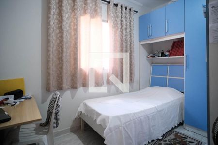 Casa à venda com 326m², 5 quartos e 3 vagas Casa à venda com 326m², 5 quartos e 3 vagasQuarto