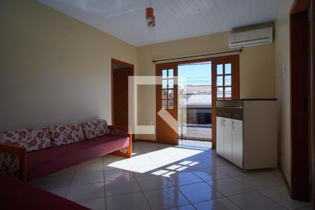 Sala de casa para alugar com 2 quartos, 65m² em Campeche Leste, Florianópolis