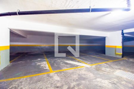 Apartamento para alugar com 32m², 1 quarto e 1 vaga Apartamento para alugar com 32m², 1 quarto e 1 vagaGaragem