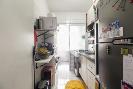 Cozinha  de apartamento para alugar com 3 quartos, 60m² em Chácara Seis de Outubro, São Paulo