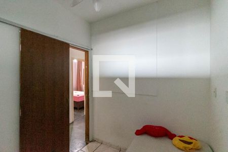 Quarto  de casa à venda com 2 quartos, 62m² em Estrela Dalva, Belo Horizonte