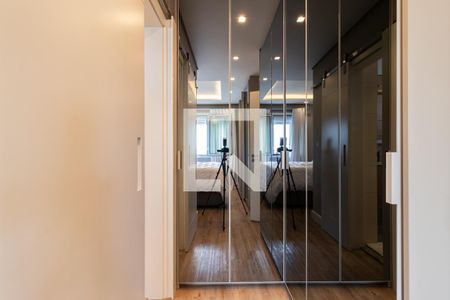 Apartamento à venda com 109m², 3 quartos e 2 vagas Apartamento à venda com 109m², 3 quartos e 2 vagasCloset da Suíte