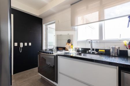 Apartamento à venda com 109m², 3 quartos e 2 vagas Apartamento à venda com 109m², 3 quartos e 2 vagasCozinha