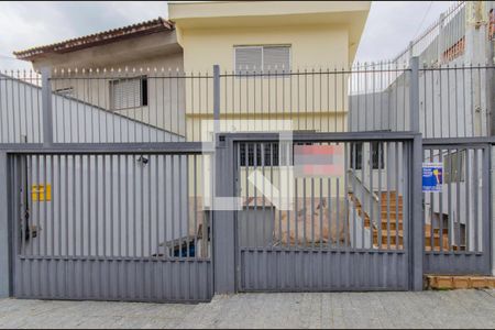 Casa para alugar com 125m², 2 quartos e 1 vaga Casa para alugar com 125m², 2 quartos e 1 vagaFachada