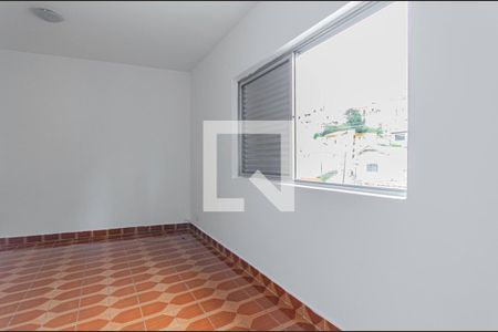 Quarto 1 de casa para alugar com 2 quartos, 125m² em Cambuci, São Paulo