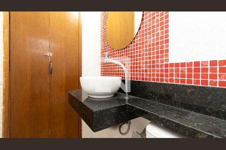 Casa de condomínio para alugar com 110m², 3 quartos e 2 vagas Casa de condomínio para alugar com 110m², 3 quartos e 2 vagasLavabo