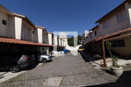 Casa de condomínio para alugar com 110m², 3 quartos e 2 vagas Casa de condomínio para alugar com 110m², 3 quartos e 2 vagasÁrea comum