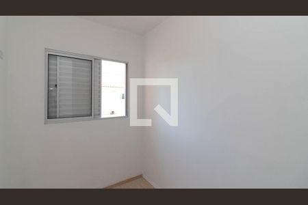 Quarto 1 de casa de condomínio para alugar com 3 quartos, 110m² em Vila Ré, São Paulo