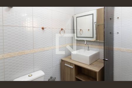 Casa de condomínio para alugar com 110m², 3 quartos e 2 vagas Casa de condomínio para alugar com 110m², 3 quartos e 2 vagasBanheiro da Suíte