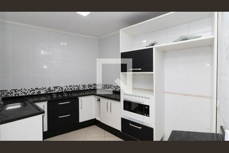 Casa de condomínio para alugar com 110m², 3 quartos e 2 vagas Casa de condomínio para alugar com 110m², 3 quartos e 2 vagasCozinha