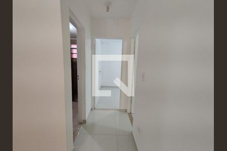 Corredor de apartamento para alugar com 2 quartos, 60m² em Jardim Dayse, Ferraz de Vasconcelos