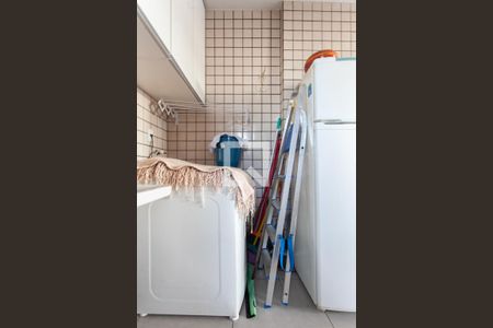 Apartamento à venda com 160m², 3 quartos e 2 vagas Apartamento à venda com 160m², 3 quartos e 2 vagasÁrea de Serviço