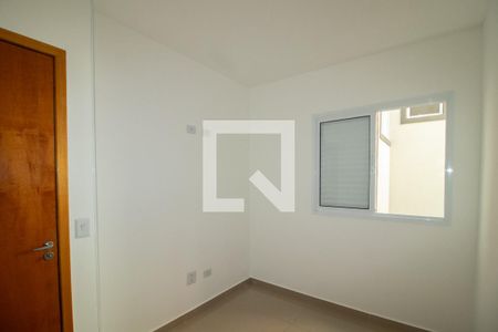 Quarto 1 de apartamento para alugar com 2 quartos, 42m² em Vila Mazzei, São Paulo
