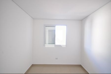 Quarrto 1 de apartamento para alugar com 2 quartos, 42m² em Vila Mazzei, São Paulo