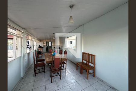 Casa à venda com 3 quartos, 250m² em Cachoeirinha, Belo Horizonte