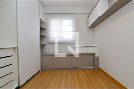 Quarto 1 de apartamento para alugar com 2 quartos, 73m² em Lourdes, Belo Horizonte