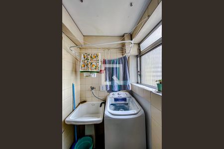 Apartamento à venda com 72m², 3 quartos e 1 vagaÁrea de Serviço