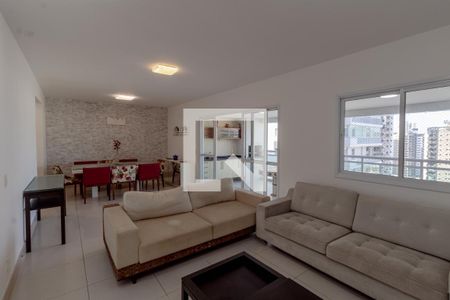 Sala de apartamento para alugar com 3 quartos, 132m² em Vila Luis Antônio, Guarujá