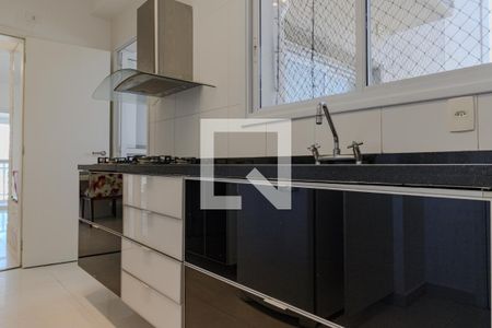 Apartamento para alugar com 132m², 3 quartos e 2 vagasCozinha
