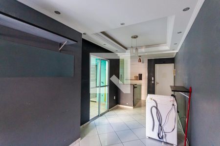 Sala de apartamento para alugar com 2 quartos, 55m² em Jardim Santo Alberto, Santo André