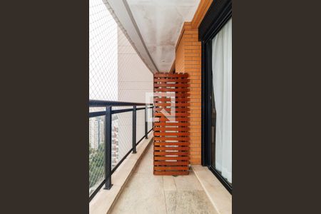 Apartamento à venda com 184m², 3 quartos e 4 vagasSuíte 1