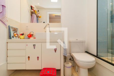 Apartamento à venda com 184m², 3 quartos e 4 vagasBanheiro da Suíte 2