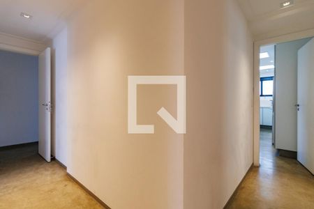 Apartamento à venda com 184m², 3 quartos e 4 vagasCorredor